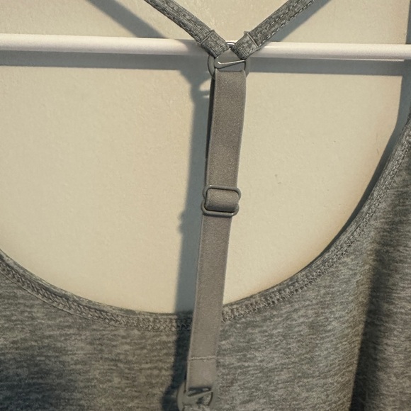 Nike Women's Heather Gray Running Workout Tank Top Medium - Picture 4 of 5